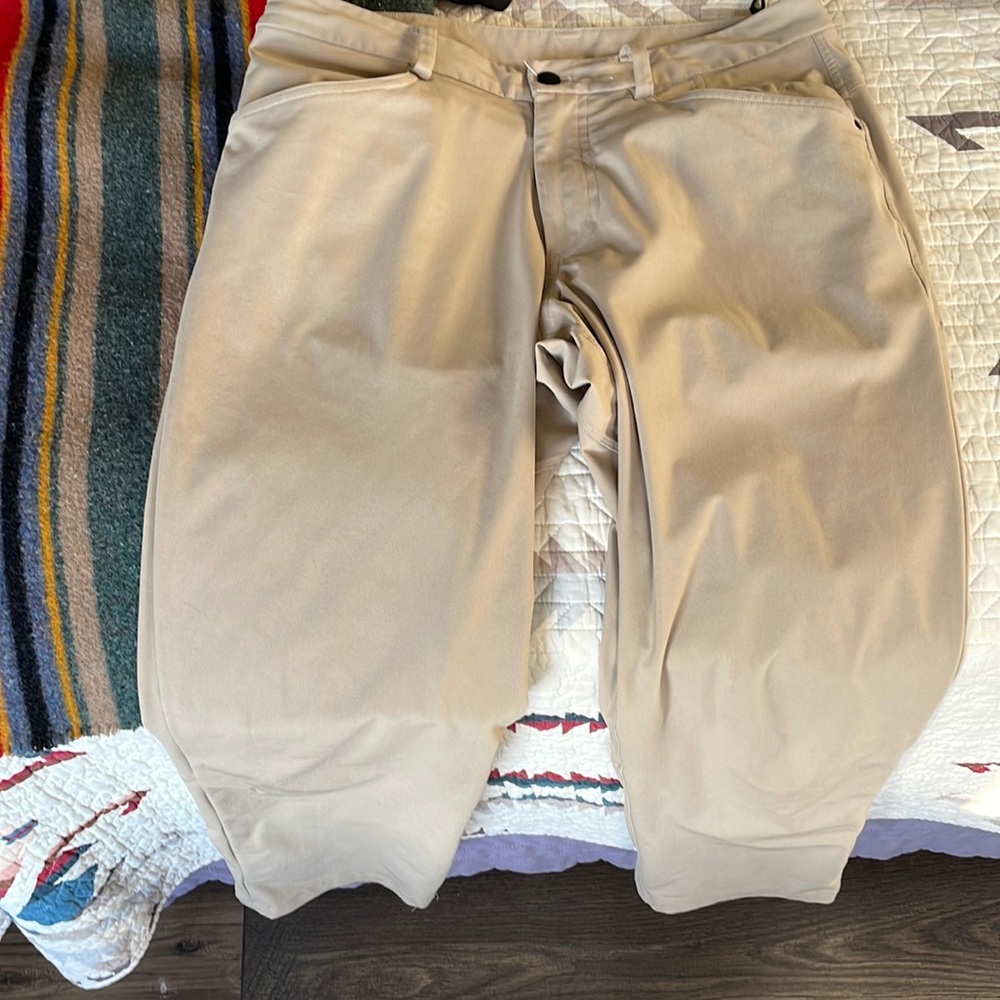 Lululemon ABC pants 32x30